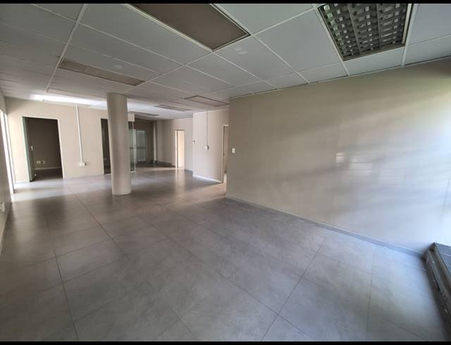 181M² OFFICE TO LET IN RIVONIA
